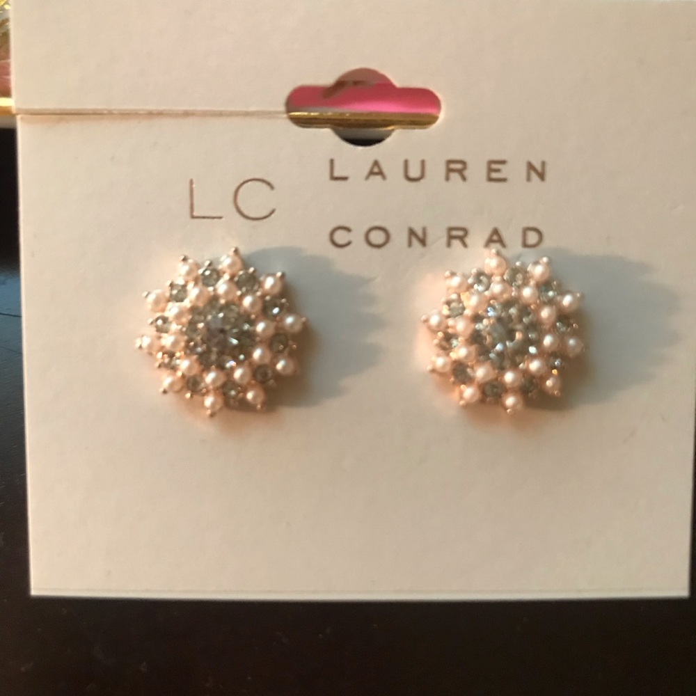NWOT Lauren Conrad earrings